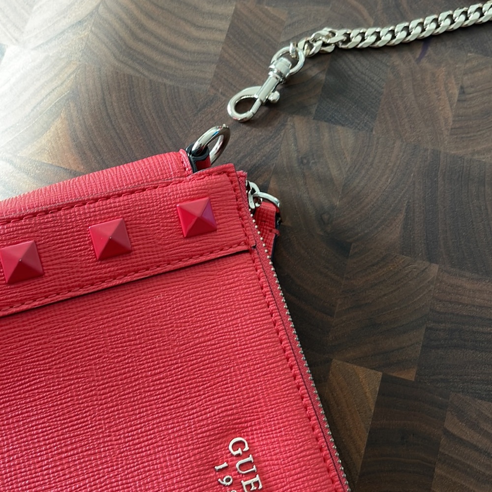 GUESS PURSE - Picture 9 of 10